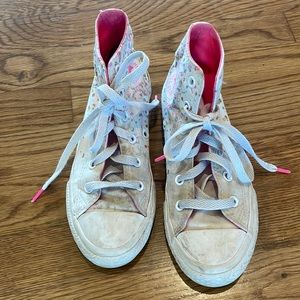 Girls size 1 Converse shoes